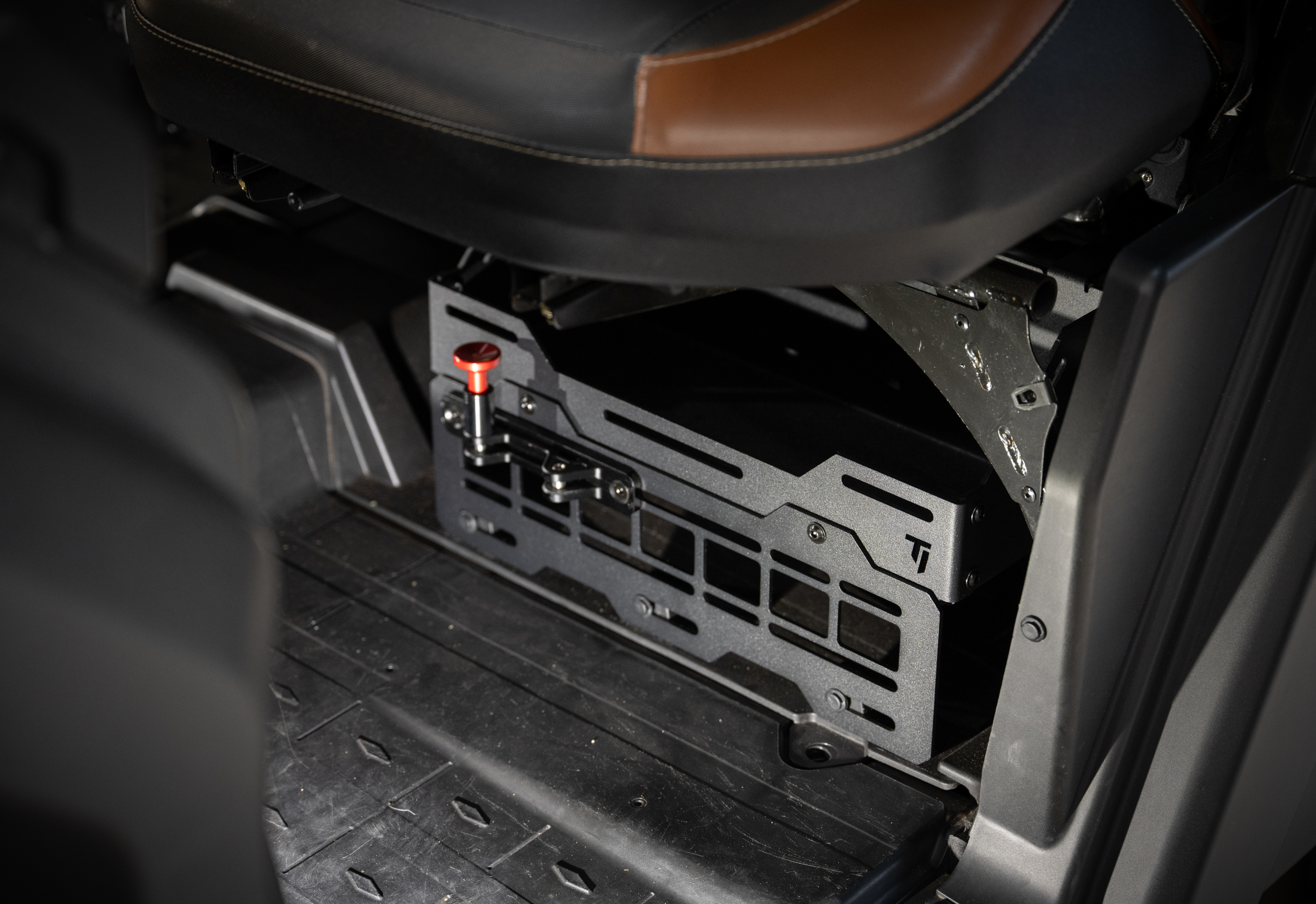 Covert Storage Bins – Defender MAX - Trail Icon