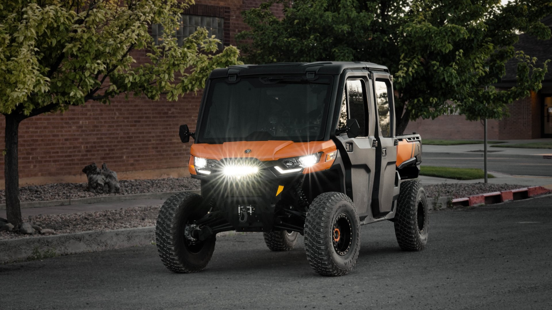 CAN-AM DEFENDER – Trail Icon