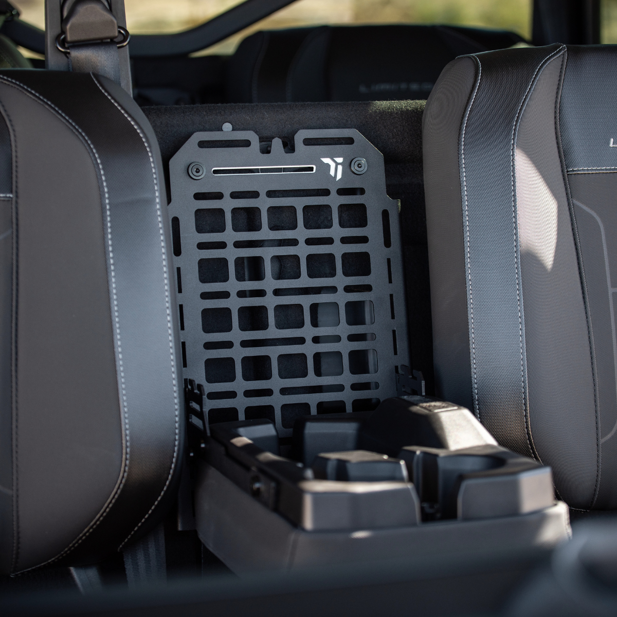 ADJUSTABLE CENTER CONSOLE SYSTEM | CAN-AM DEFENDER - TRAIL ICON