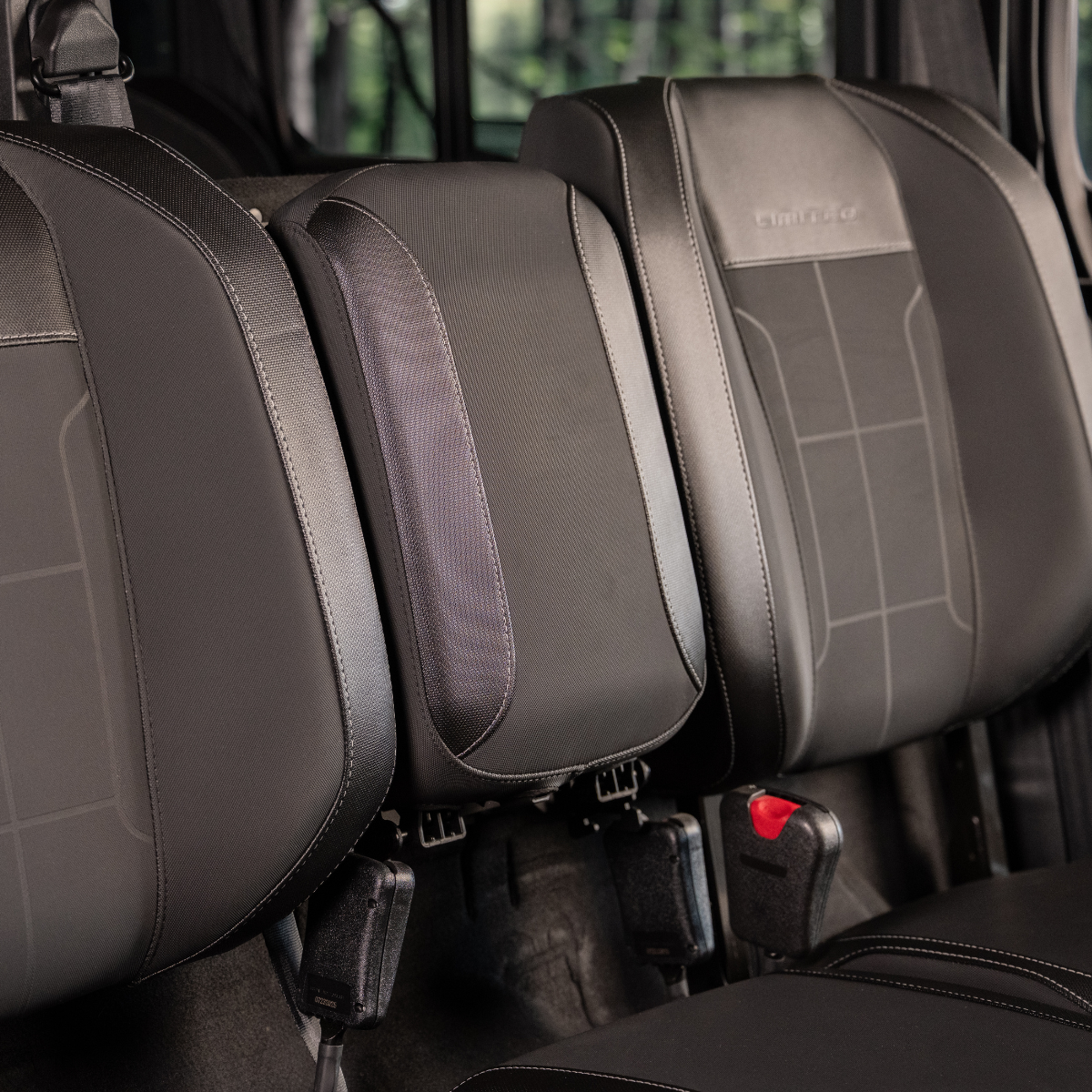 ADJUSTABLE CENTER CONSOLE SYSTEM | CAN-AM DEFENDER