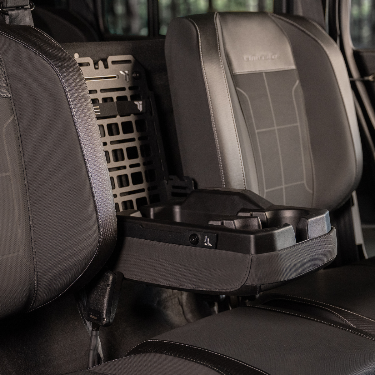 ADJUSTABLE CENTER CONSOLE SYSTEM | CAN-AM DEFENDER