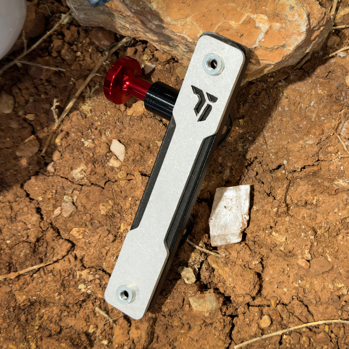 Quick Deploy Fire Extinguisher Mount