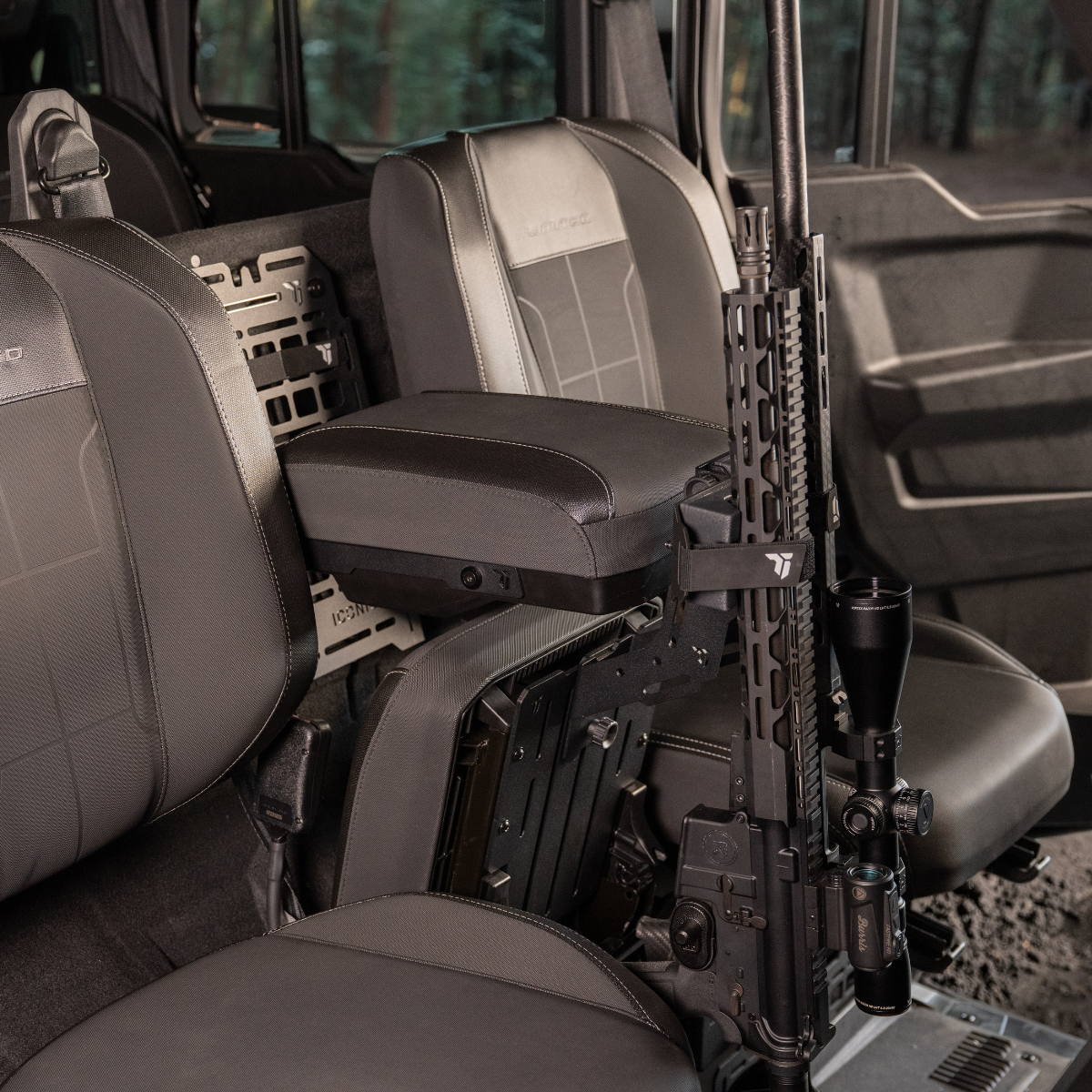 ADJUSTABLE CENTER CONSOLE SYSTEM | CAN-AM DEFENDER